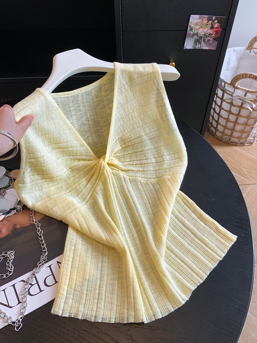 French Style V-Neck Twist Knit Tank Top for Women