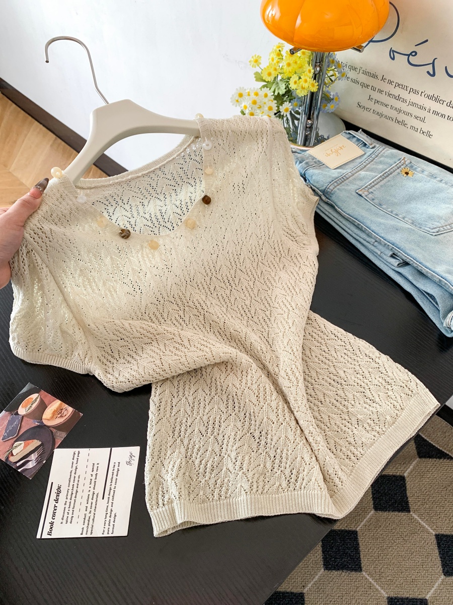Women’s V-Neck Hollow Knit Short Sleeve Top – Soft Lightweight Summer Pullover